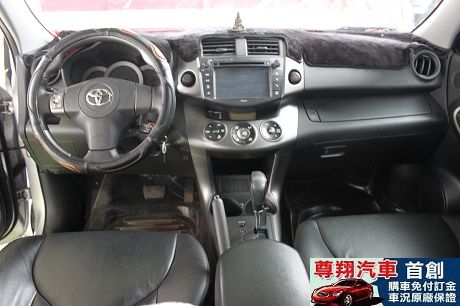 Toyota豐田 RAV4 照片7