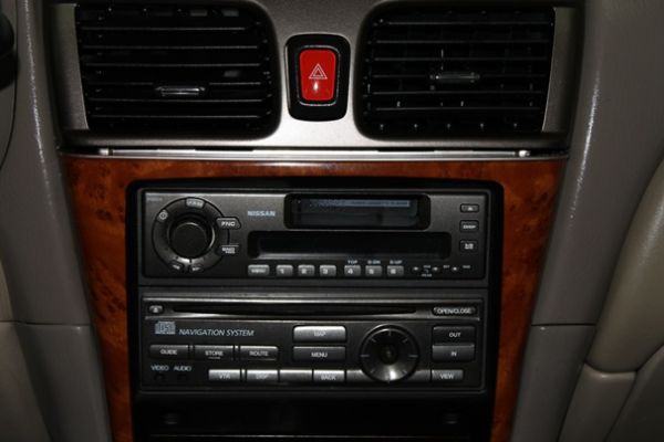 日產 SENTRA180  1.8 白色 照片5