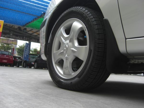 SUM聯泰汽車~2005型式MATRIX 照片8