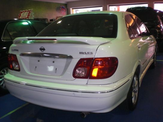 2003年 日產H180 1800c 白 照片9