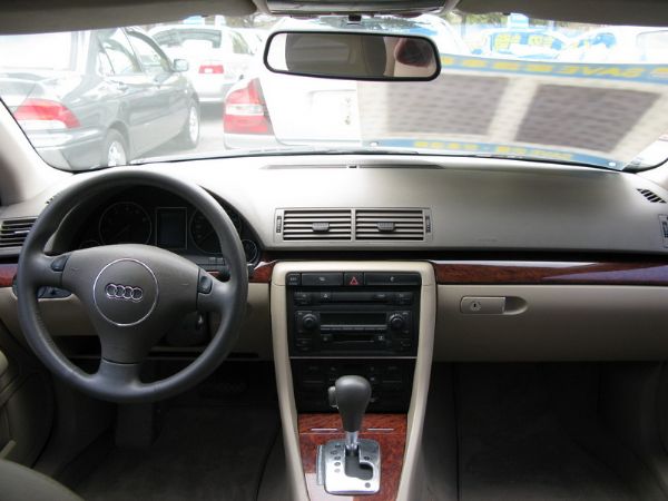 運通汽車-2002年-AUDI-A4 照片5