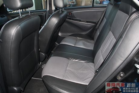 Toyota豐田 Vios 照片6