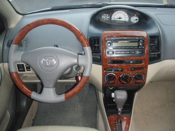 *友達汽車* 04年 豐田 Vios 照片5