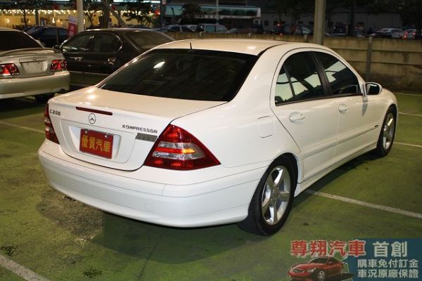 Benz 賓士 C-Class C 20 照片5