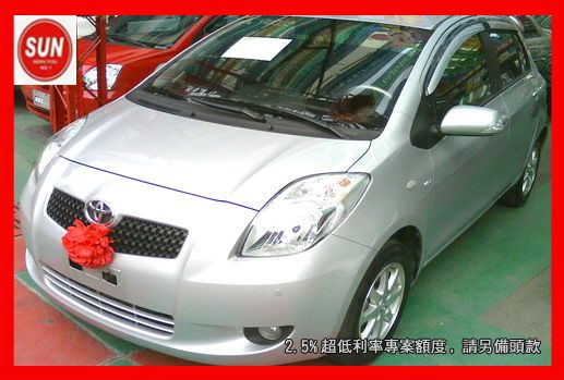 TOYOTA YARIS 照片1