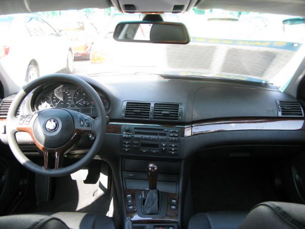 運通汽車-2004年-BMW-318i 照片5
