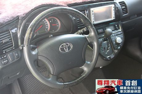 Toyota豐田 Wish  照片4