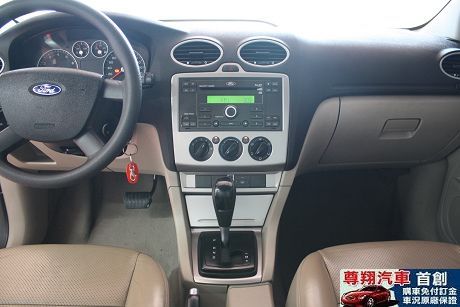 Ford 福特 Focus 1.8 照片4