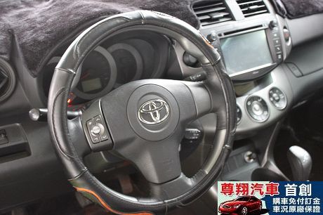 Toyota豐田 RAV4 照片4
