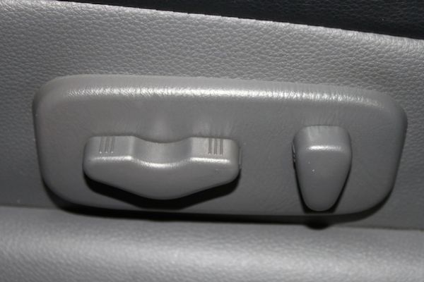 日產 TEANA 2.0 銀色 照片3