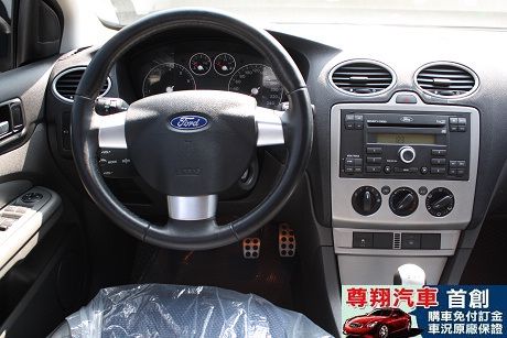 Ford 福特 Focus 2.0 照片8