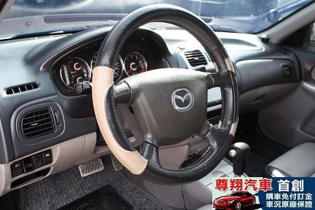 Mazda 馬自達 323 照片8