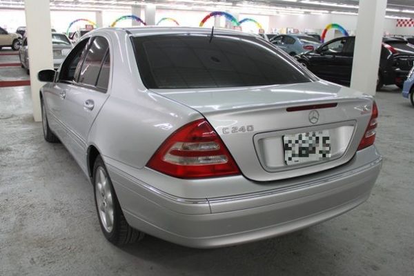 BENZ C240 2.6 銀  照片10