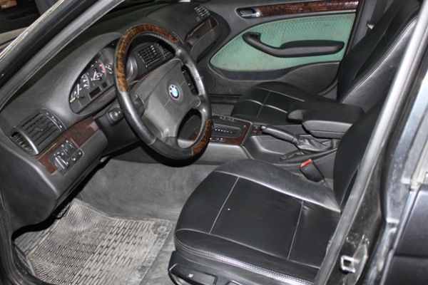 99年BMW 寶馬318 1.9 黑 照片3