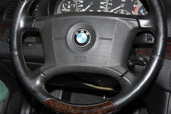 99年BMW 寶馬318 1.9 黑 照片5