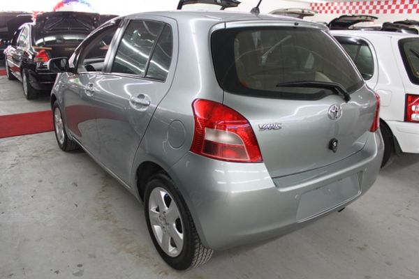 2008 豐田 Yaris 1.5 鐵灰 照片10