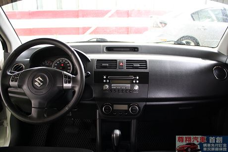 Suzuki 鈴木 Swift 照片5