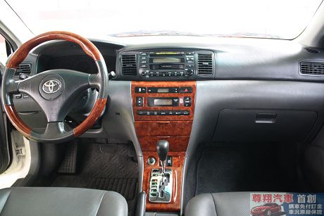 Toyota豐田 Altis 照片6