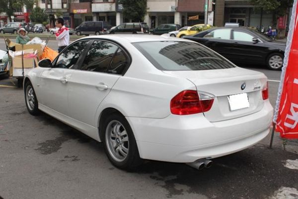 BMW 320I 2.0 白色 照片10