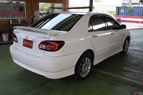 Toyota豐田 Altis 照片5