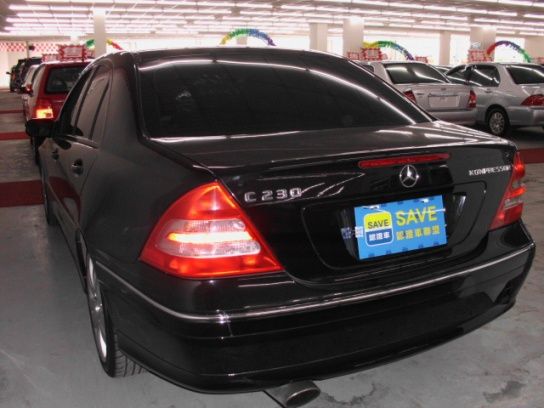 2004 賓士 C230K 1.8 黑 照片10