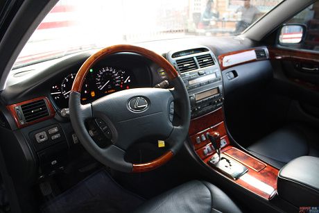 Lexus 凌志 LS 430 照片5