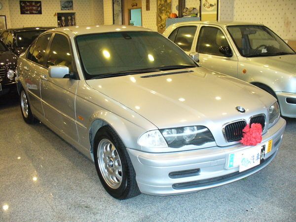 99年 BMW/寶馬 NEW 318I 照片1