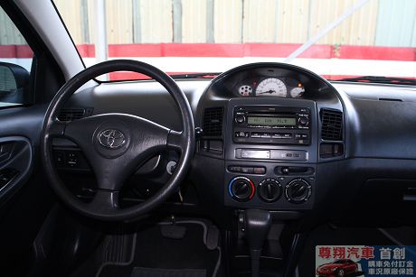 Toyota豐田 Vios 照片6