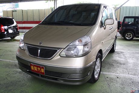 Nissan 日產 Serena QRV 照片4