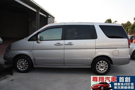 Nissan 日產 Serena QRV 照片5