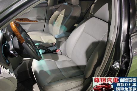 Toyota豐田 Altis 照片5