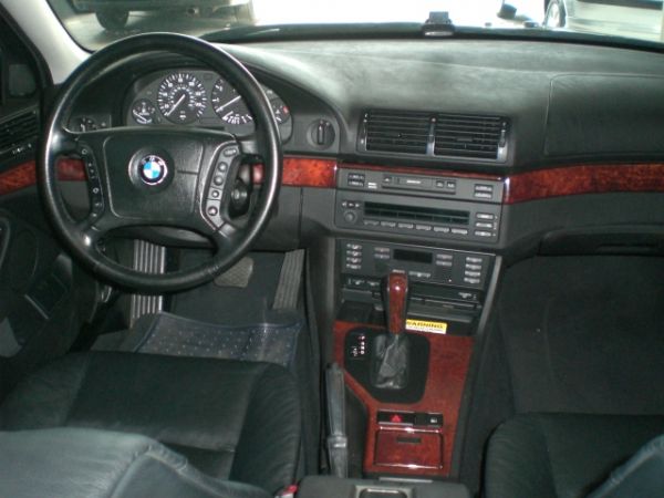 BMW 總代理 528i 照片2