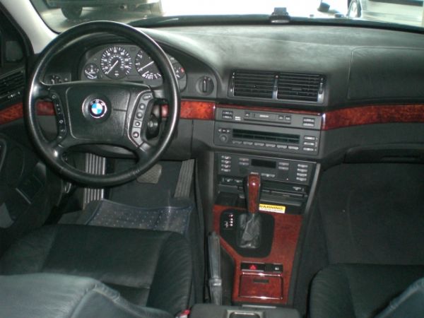 BMW 總代理 528i 照片2