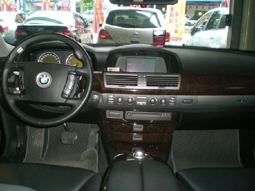 BMW 總代理 735LI 照片3