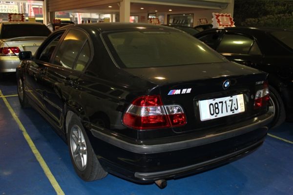 BMW 318 1.9 黑色 照片10