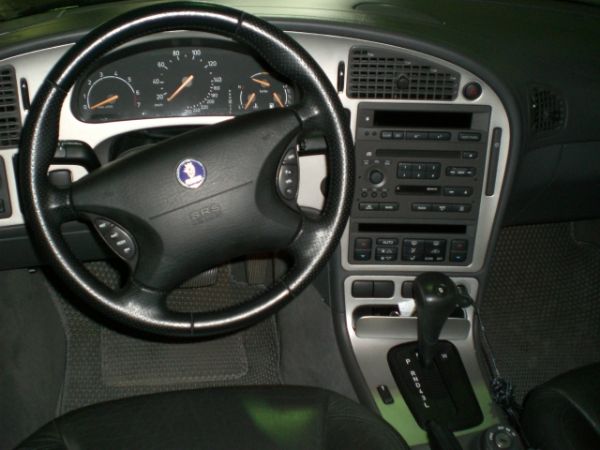 SAAB 9-5 2.0T 照片2