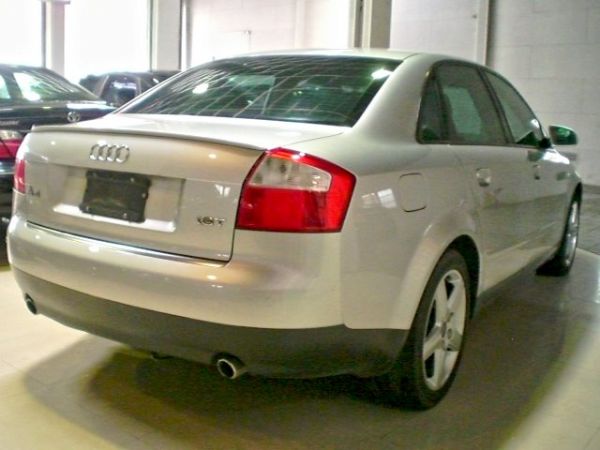 AUDI A4 1.8T 照片8