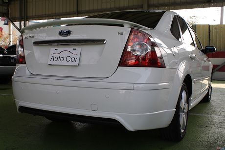 Ford 福特 Focus 1.8 照片8