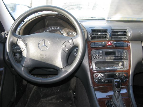 運通汽車-2002年-BENZ-C240 照片2