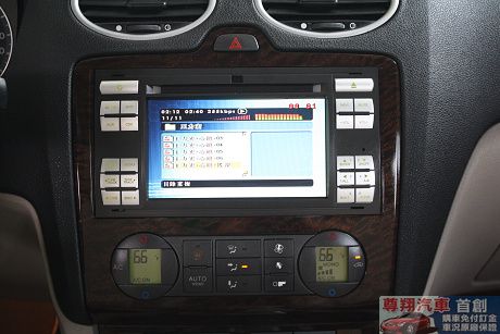 Ford 福特 Focus 1.8 照片9