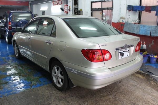 2002 豐田 Altis 1.8 金 照片7