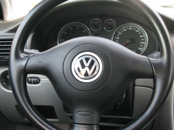 運通汽車-2002年-VW-Passat 照片6