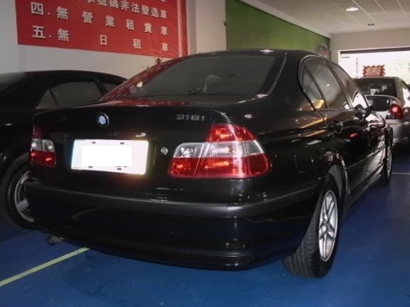 2002 BMW 318i 1.9 黑 照片8