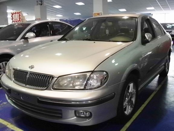 2002 日產 H180 1.8 銀 照片1