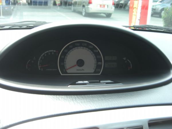 SUM聯泰汽車~2009型式MATRIX 照片3