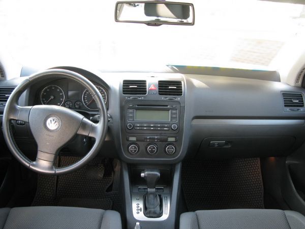 運通汽車-2005年-VW-Golf 照片5