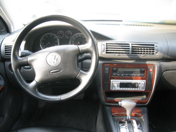 運通汽車-2004年-VW-Passat 照片2