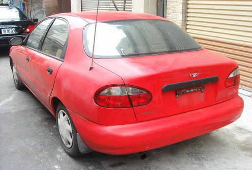 99 DAEWOO LANOS 照片2