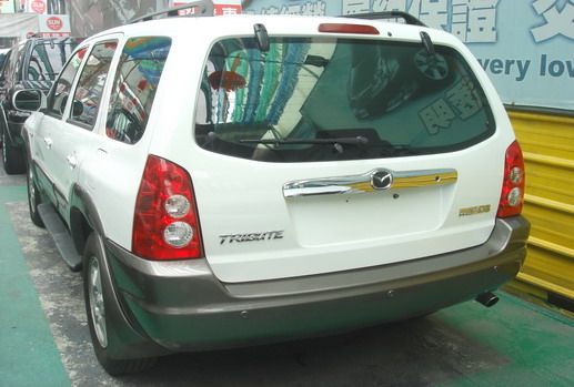 06 MAZDA TRIBUTE 照片2