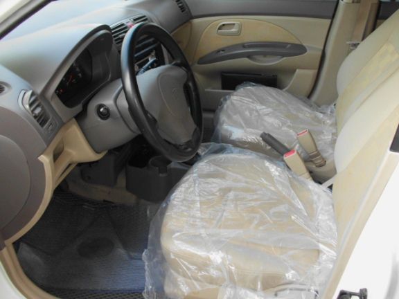 2007 KIA 歐洲星 1.1 白 照片4